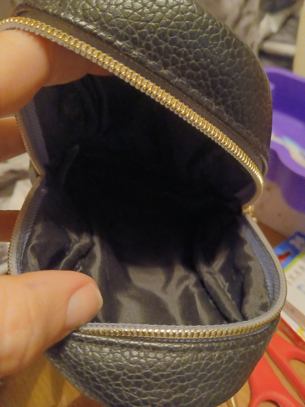 Bath And Body Works Penguin Black & White Mini Cosmetic Bag - Picture 6 of 6